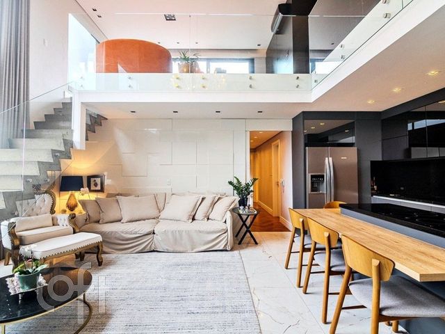 Apartamento com 153m², 3 dormitórios, 1 suíte, 2 vagas, São João em Porto Alegre