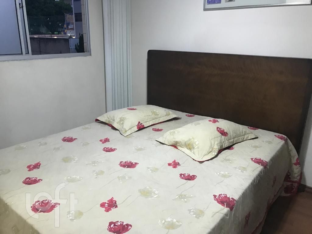 Apartamento à venda com 2 quartos, 112m² - Foto 5