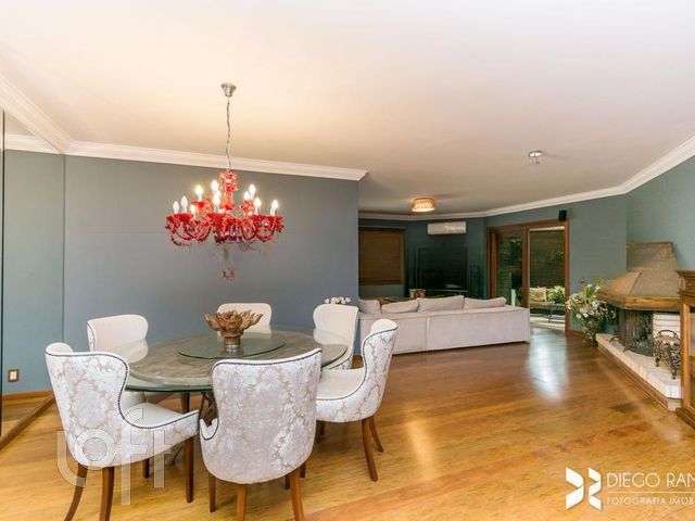 Apartamento com 204m², 3 dormitórios, 1 suíte, 2 vagas, Bela Vista em Porto Alegre