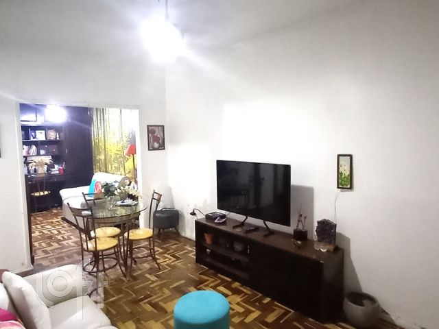 Apartamento com 90m², 3 dormitórios, 1 vaga, Menino Deus em Porto Alegre