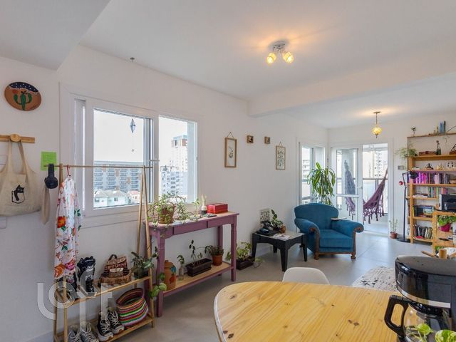 Apartamento com 59m², 2 dormitórios, 1 vaga, Cidade Baixa em Porto Alegre