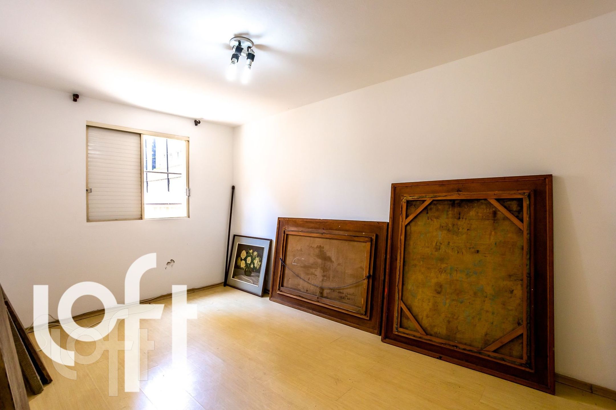 Apartamento à venda com 2 quartos, 75m² - Foto 26