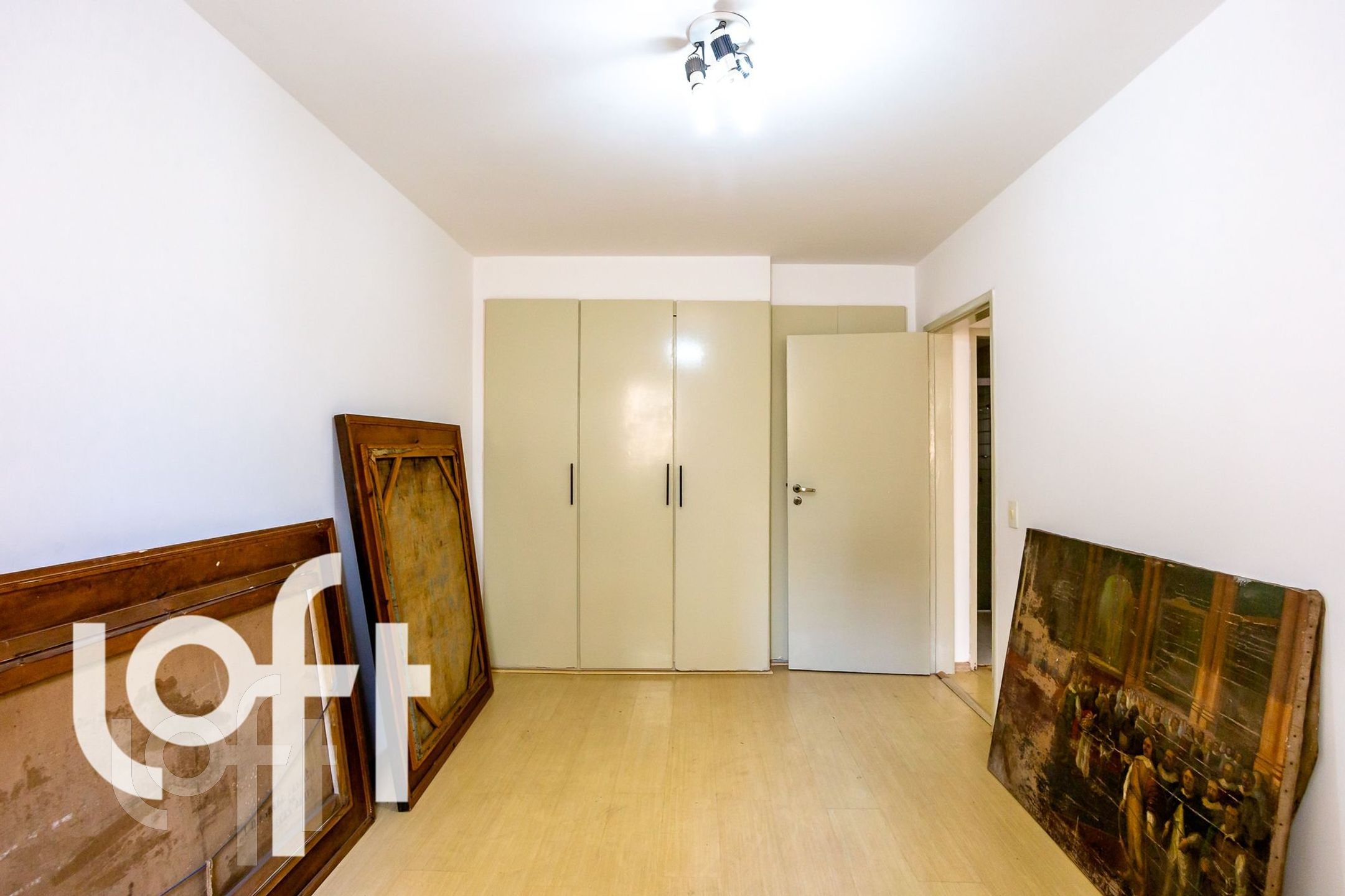 Apartamento à venda com 2 quartos, 75m² - Foto 29