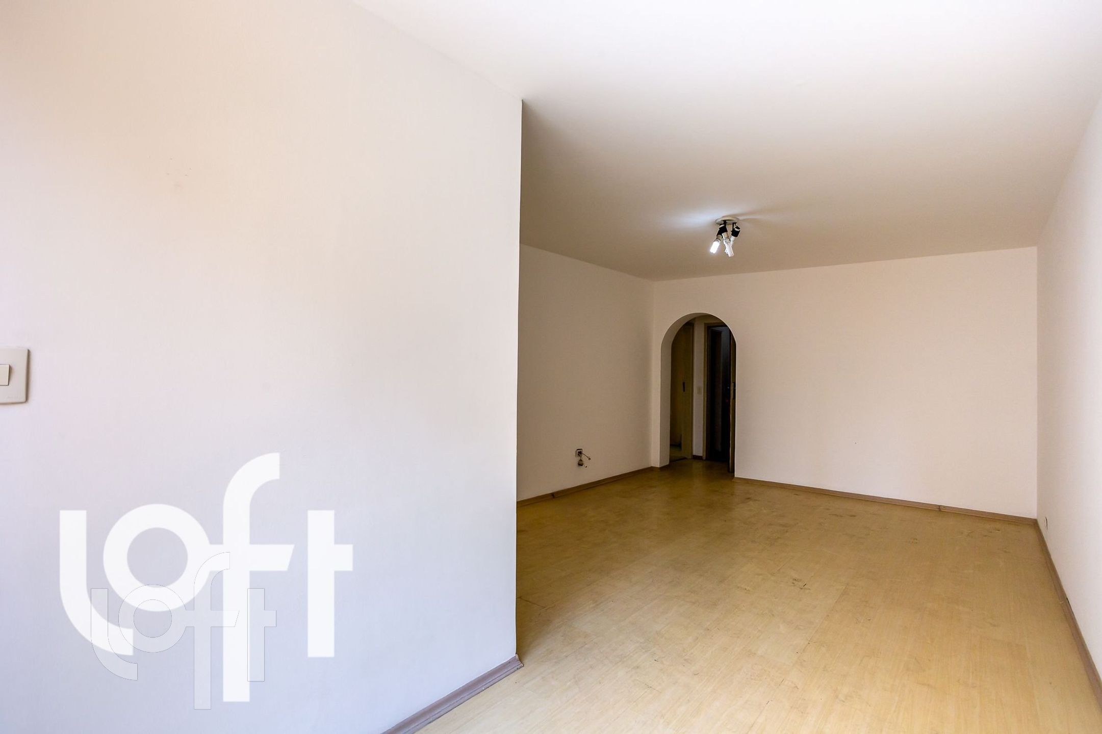 Apartamento à venda com 2 quartos, 75m² - Foto 21