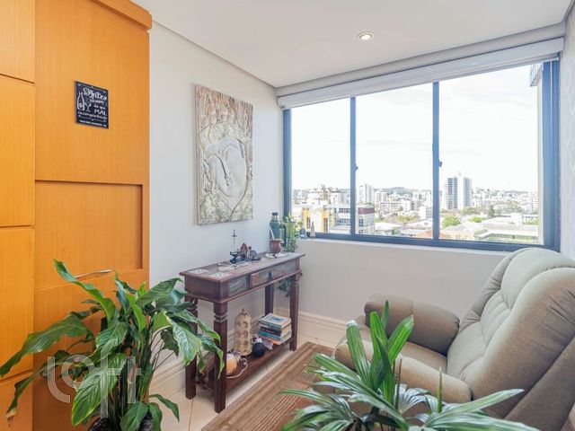 Apartamento com 71m², 2 dormitórios, 1 suíte, 1 vaga, Cidade Baixa em Porto Alegre