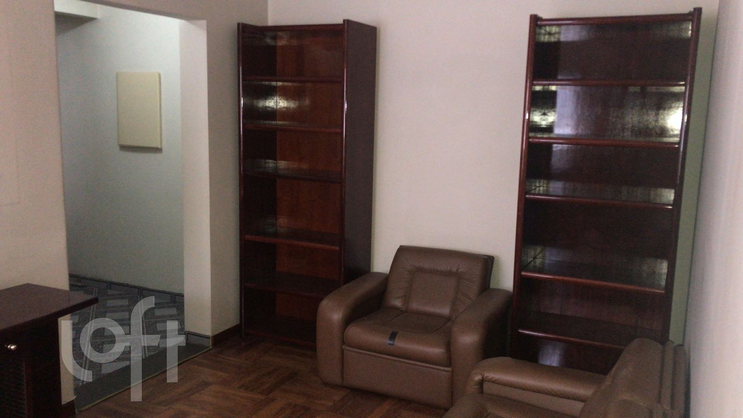 Apartamento à venda com 2 quartos, 62m² - Foto 2