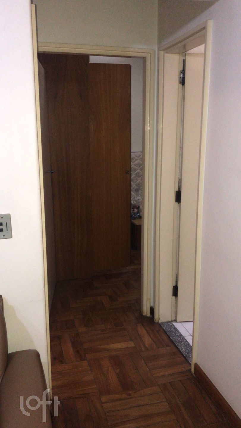 Apartamento à venda com 2 quartos, 62m² - Foto 13