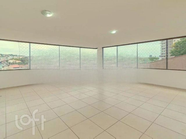 Apartamento com 96m², 3 dormitórios, 1 suíte, 2 vagas, Vila Ipiranga em Porto Alegre