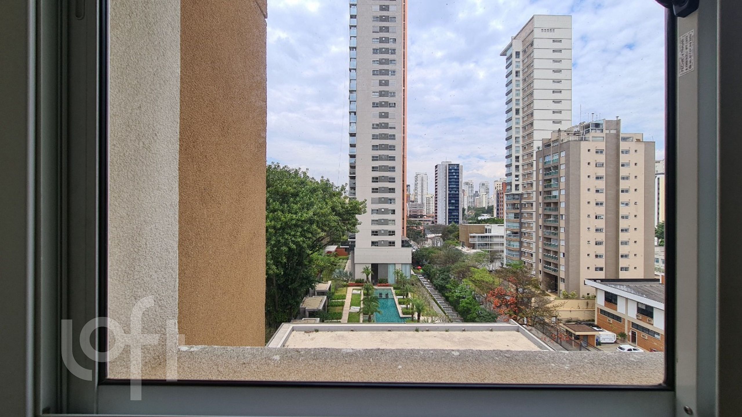 Apartamento à venda com 1 quarto, 57m² - Foto 25