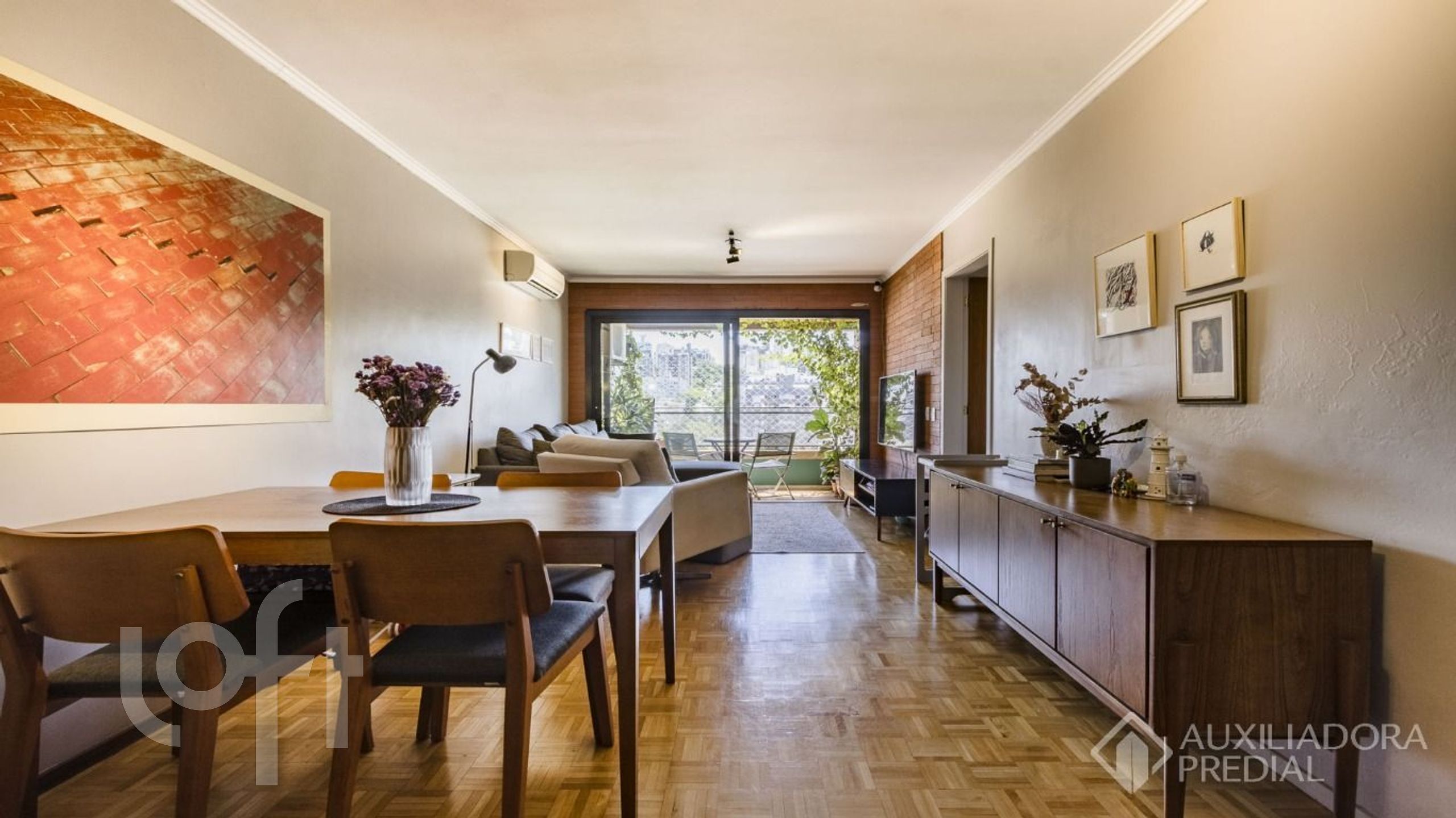 Apartamento com 84m², 2 dormitórios, 1 suíte, Petrópolis em Porto Alegre