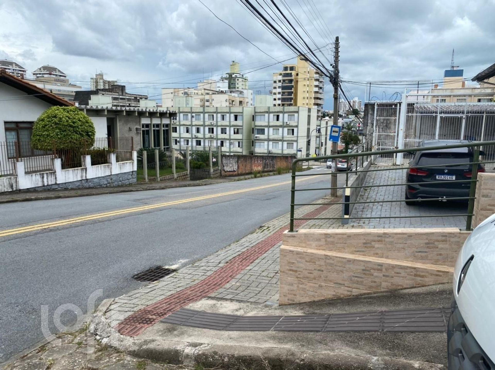 Casa Residencial com 148m², 4 quartos, 2 garagens, no bairro Canto em Florianópolis