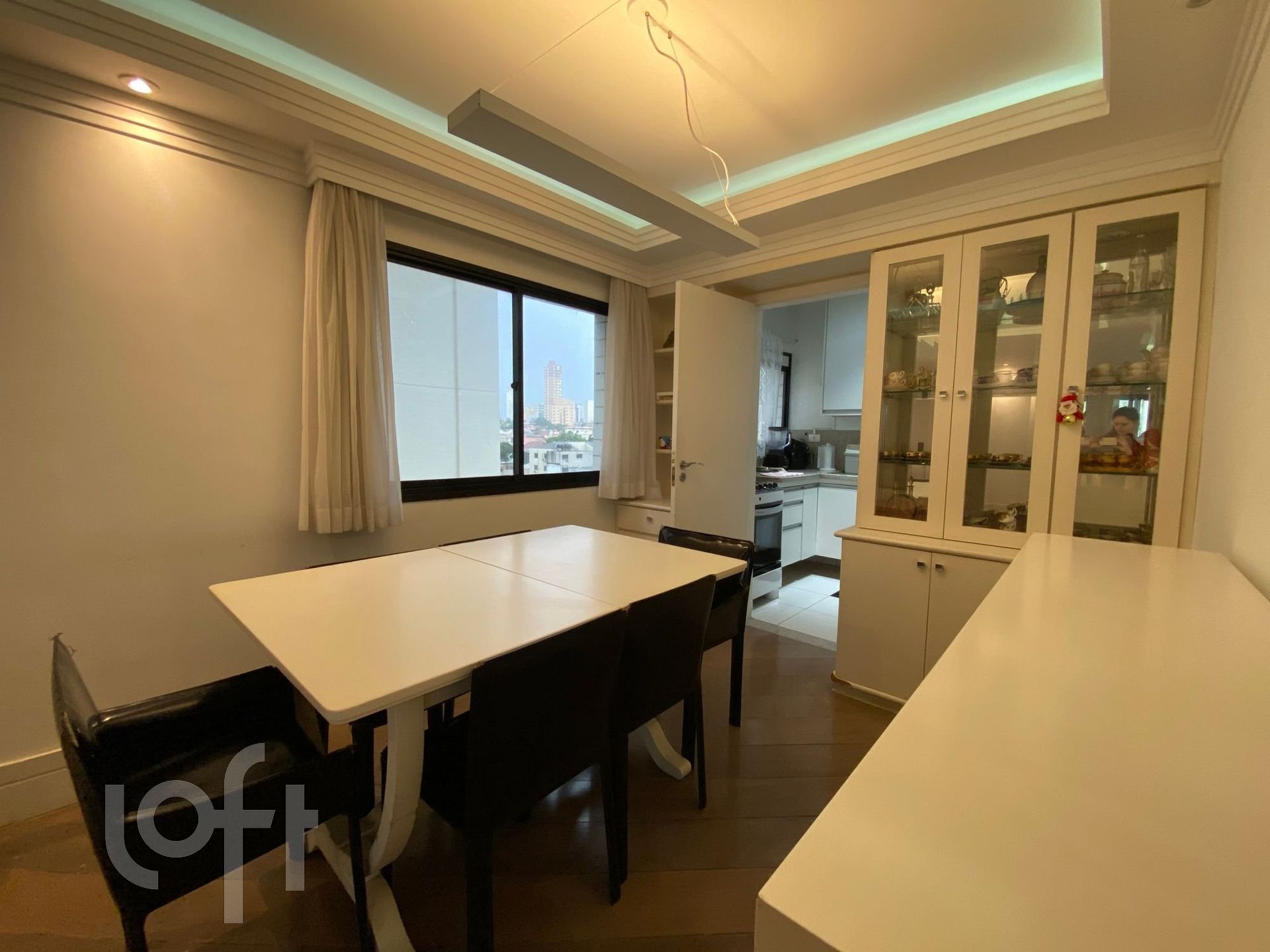 Apartamento à venda com 2 quartos, 107m² - Foto 19