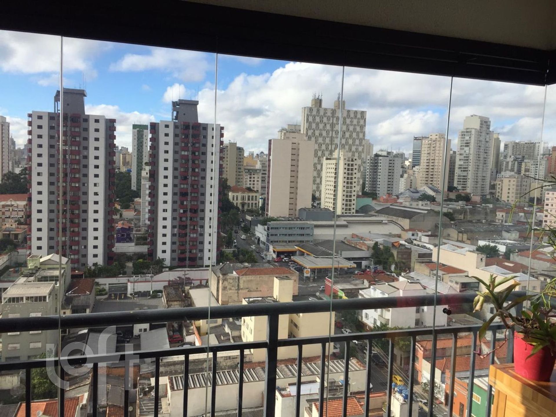 Apartamento à venda com 2 quartos, 70m² - Foto 9