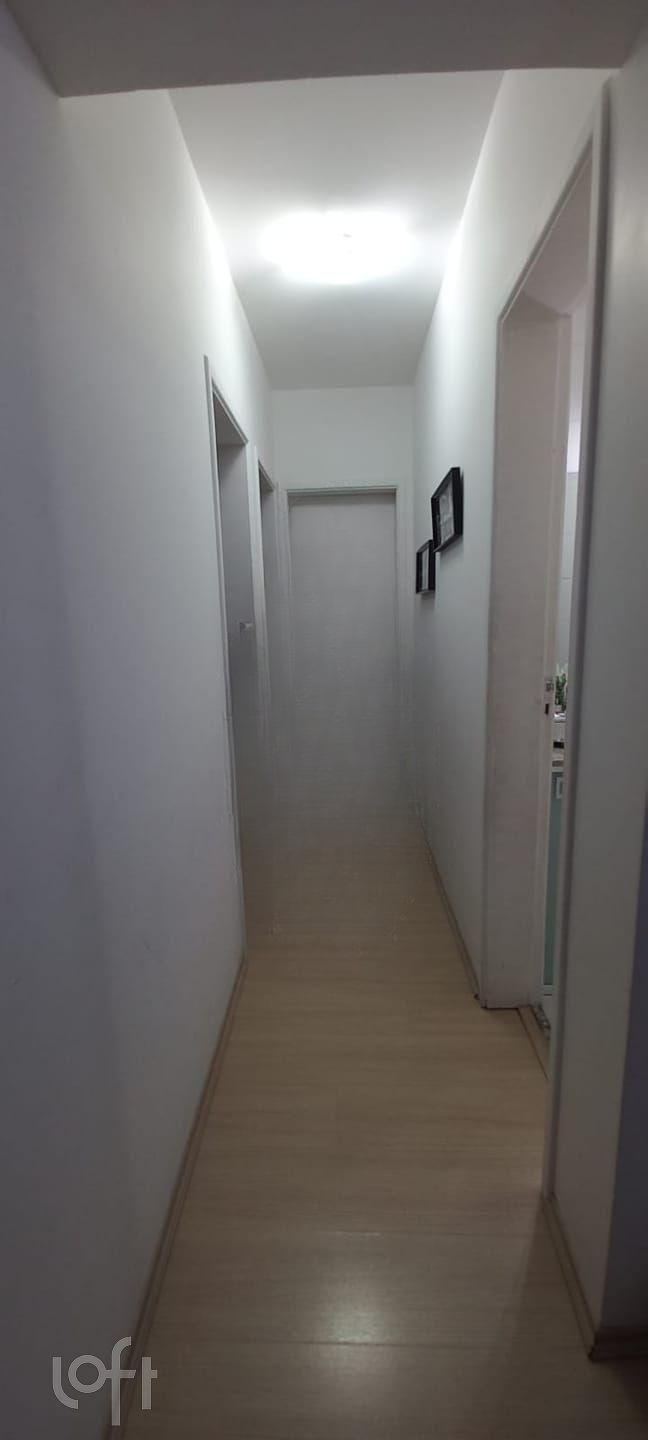 Apartamento à venda com 3 quartos, 81m² - Foto 9