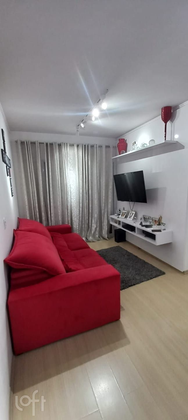 Apartamento à venda com 3 quartos, 81m² - Foto 1