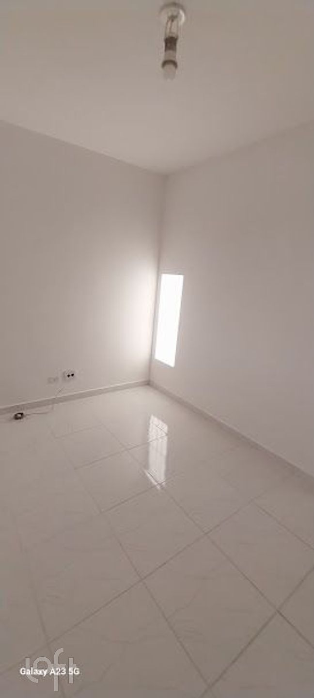 Apartamento à venda com 2 quartos, 50m² - Foto 2