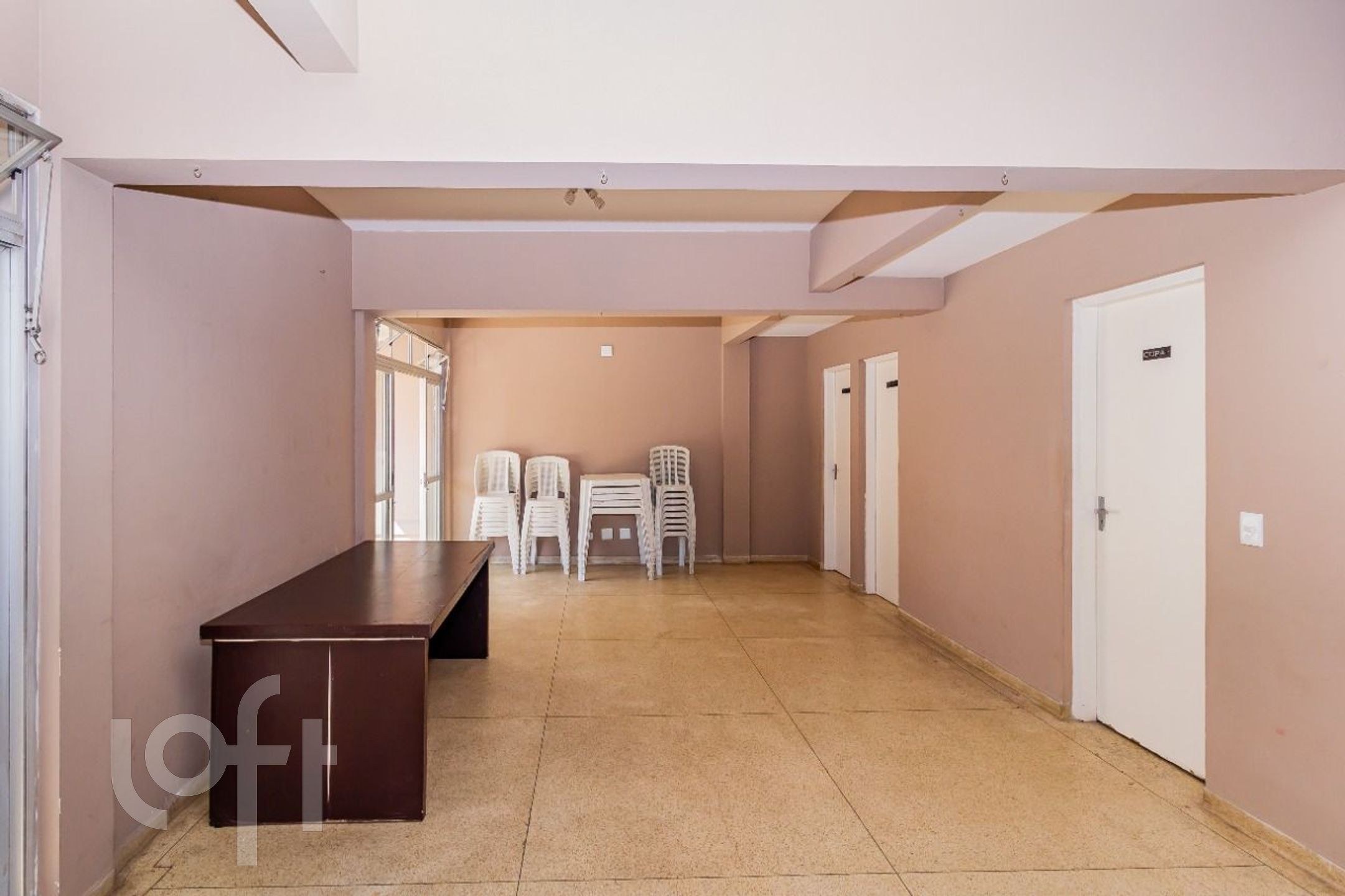 Apartamento à venda com 2 quartos, 40m² - Foto 30