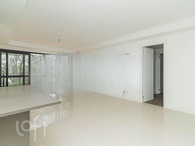 Apartamento com 108m², 2 dormitórios, 2 suítes, 2 vagas, Chácara das Pedras em Porto Alegre