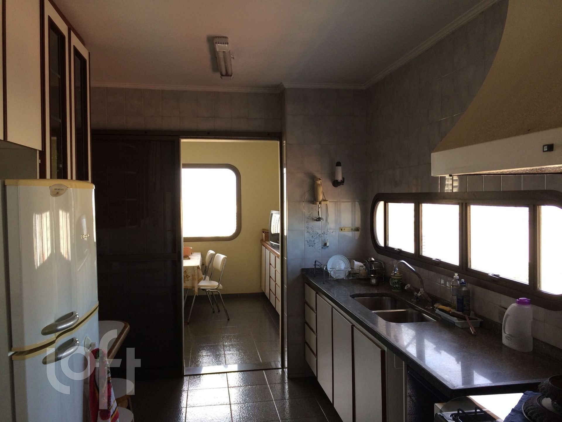 Apartamento à venda com 4 quartos, 211m² - Foto 30