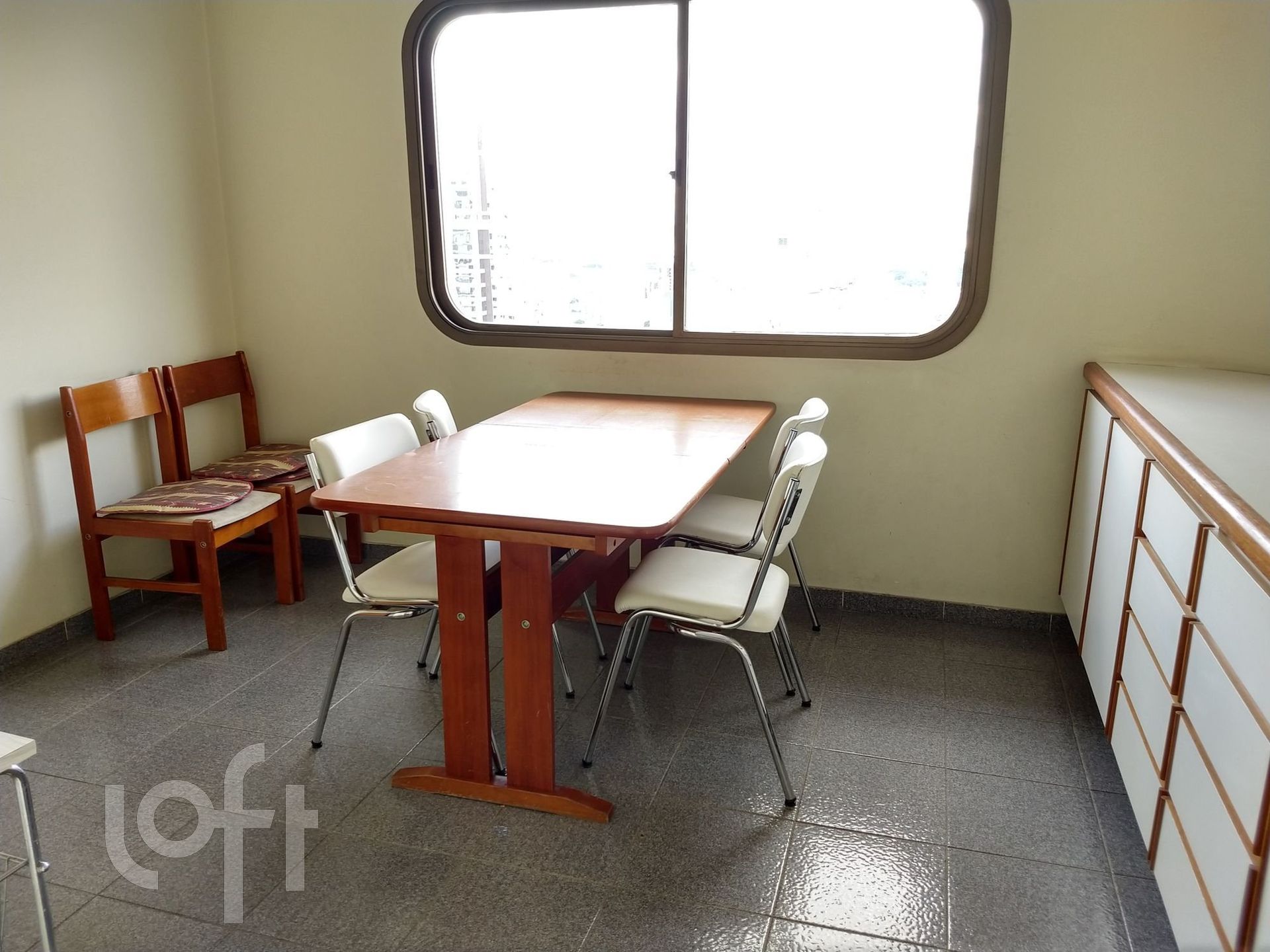 Apartamento à venda com 4 quartos, 211m² - Foto 27