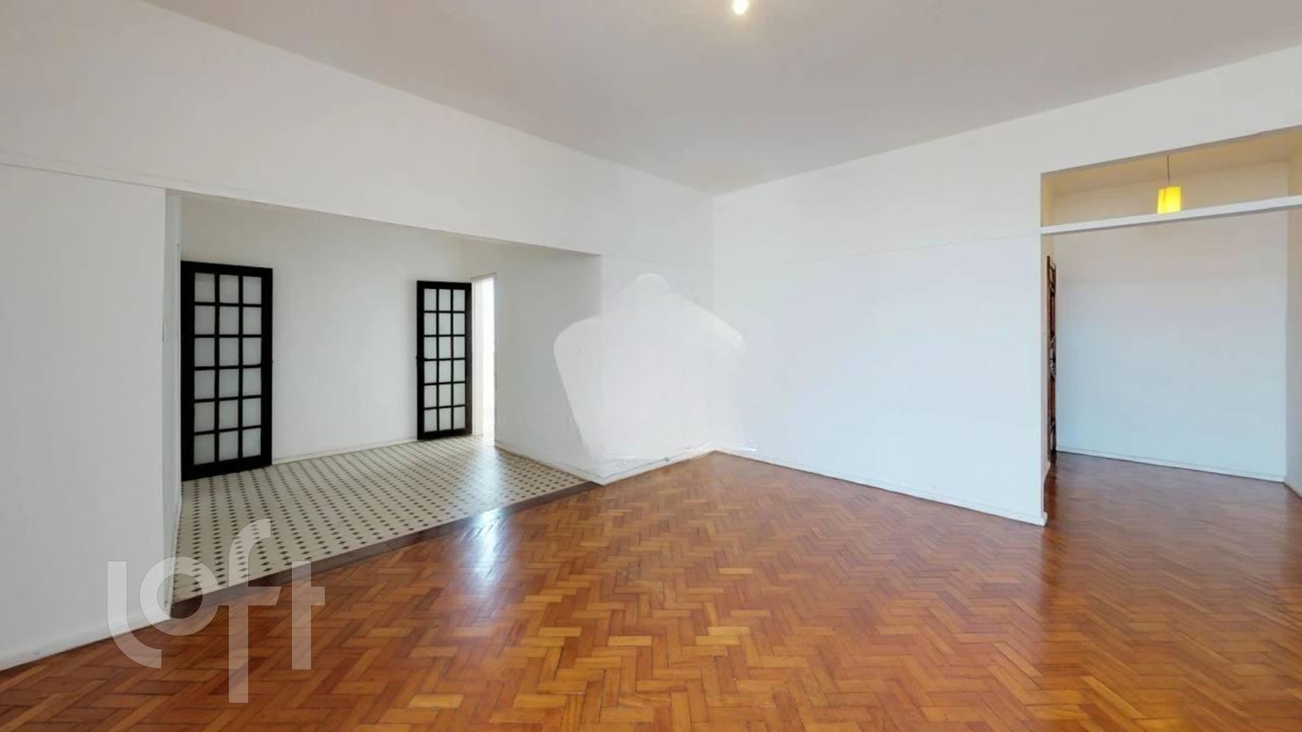 Apartamento à venda com 3 quartos, 140m² - Foto 2