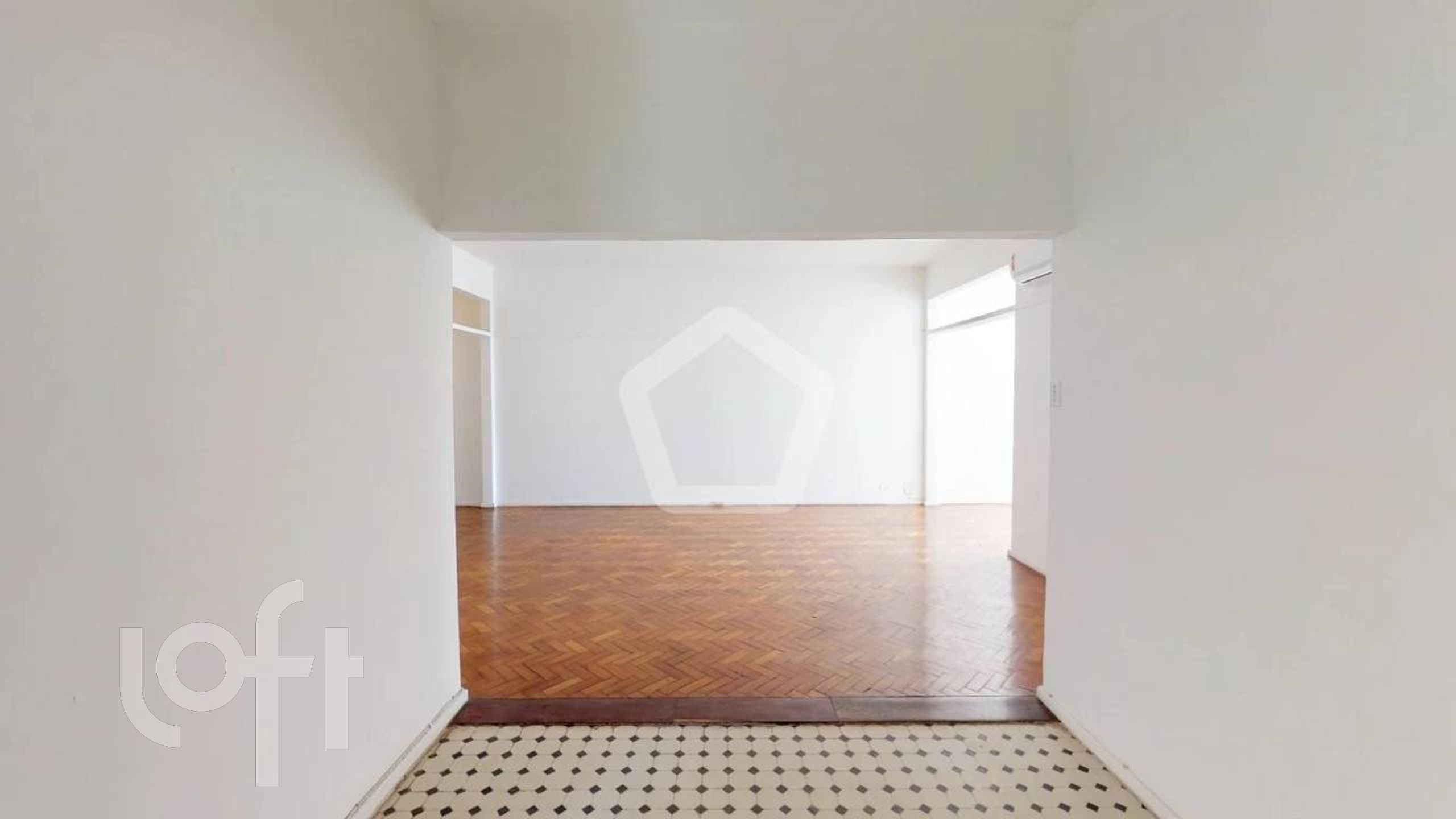 Apartamento à venda com 3 quartos, 140m² - Foto 11