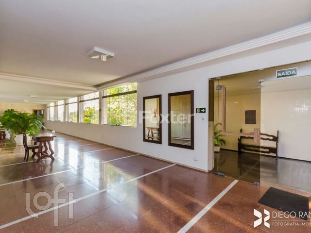 Apartamento com 189m², 4 dormitórios, 1 suíte, 2 vagas, Rio Branco em Porto Alegre