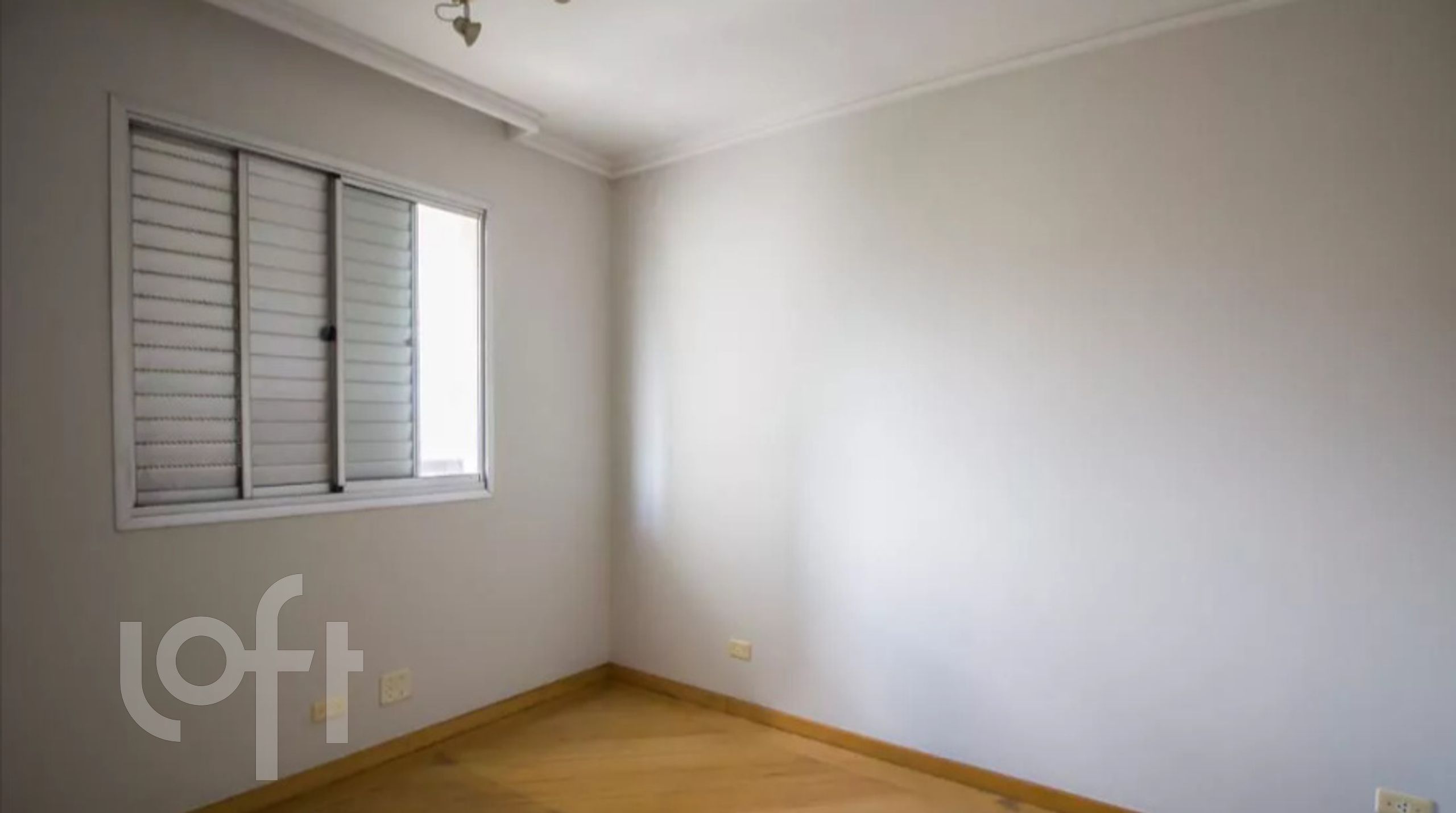 Apartamento à venda com 3 quartos, 200m² - Foto 9