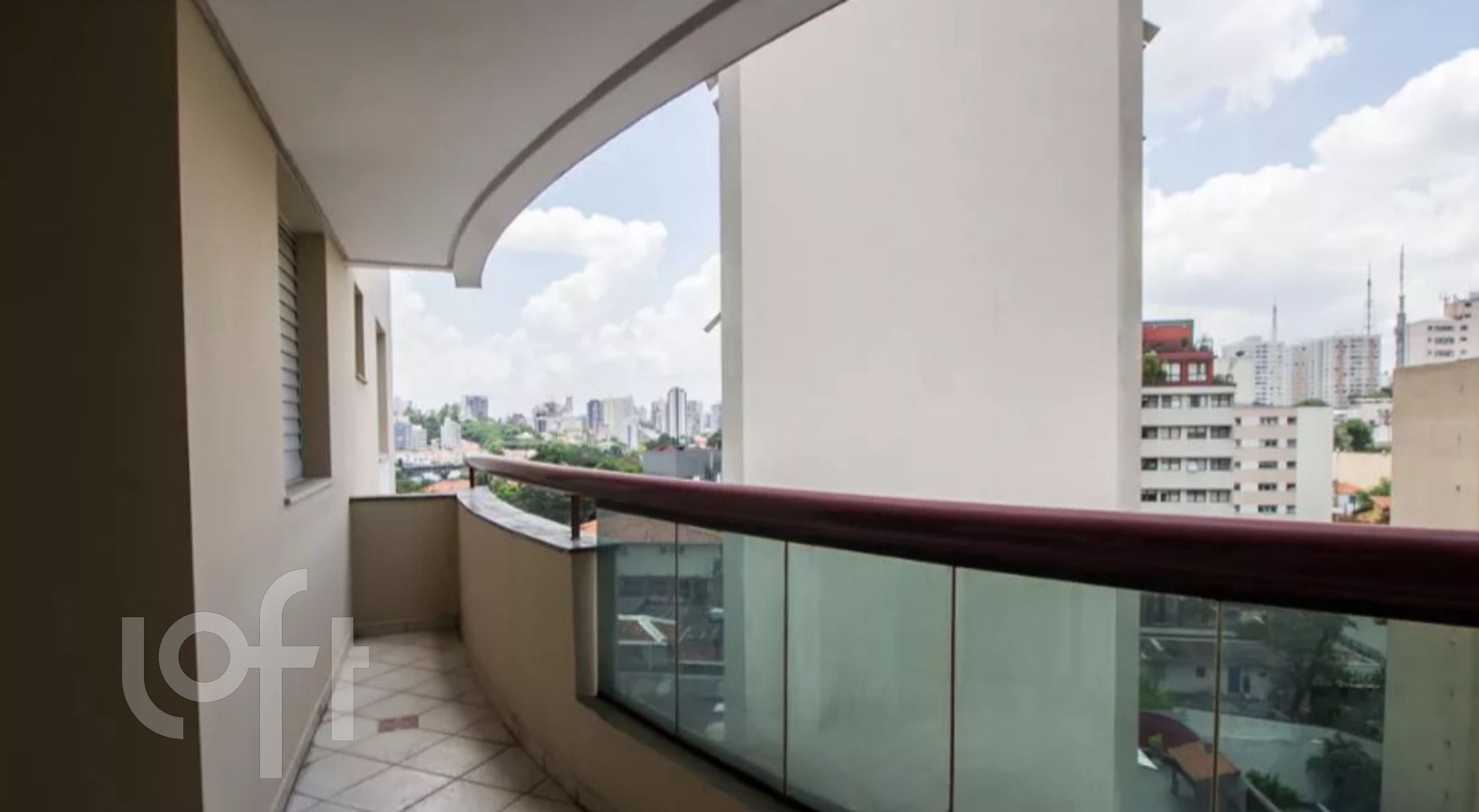 Apartamento à venda com 3 quartos, 200m² - Foto 3