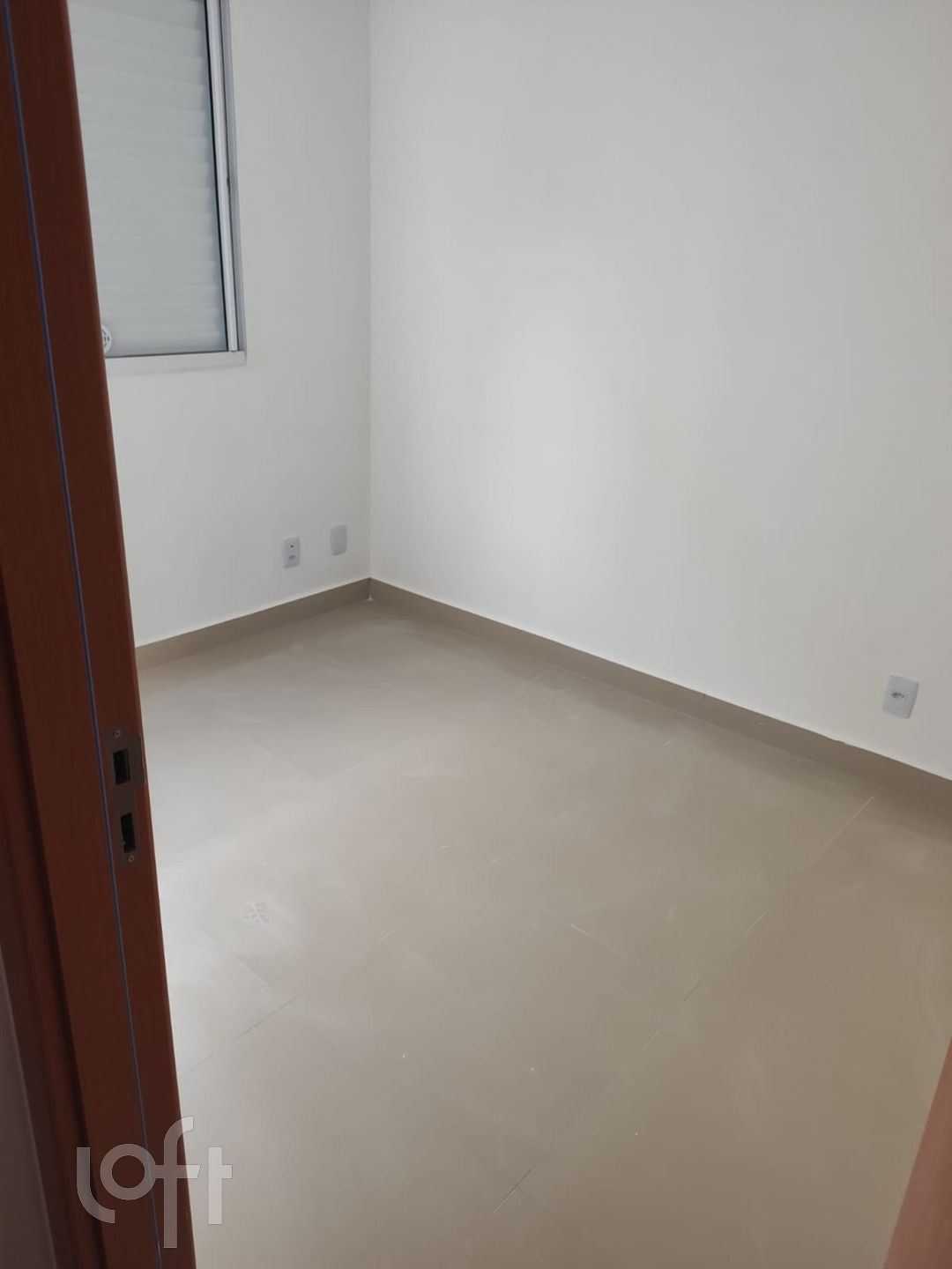 Apartamento à venda com 2 quartos, 38m² - Foto 2