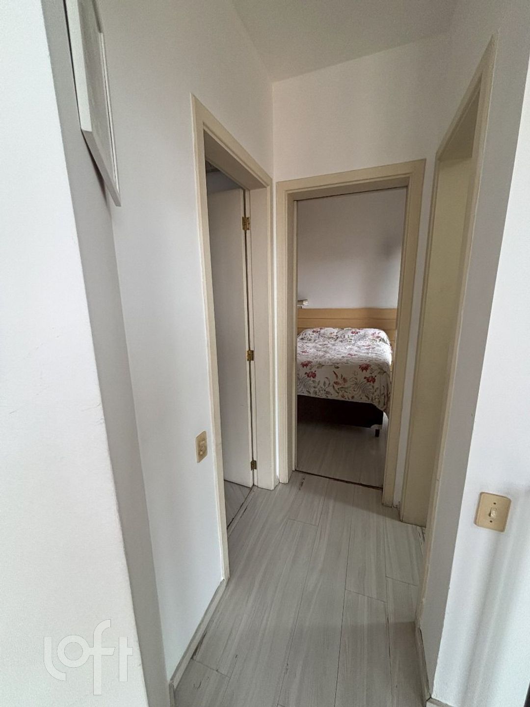 Apartamento à venda com 2 quartos, 75m² - Foto 12