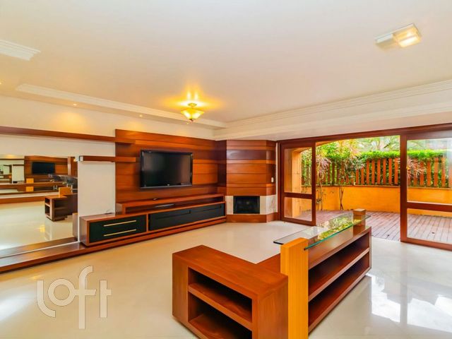 Apartamento com 190m², 3 dormitórios, 3 suítes, 2 vagas, Chácara das Pedras em Porto Alegre