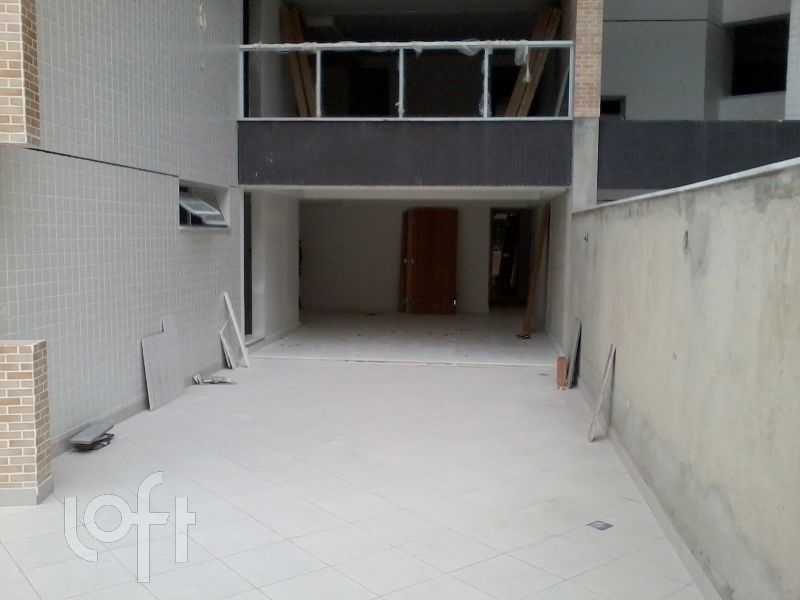 Apartamento à venda com 4 quartos, 150m² - Foto 3