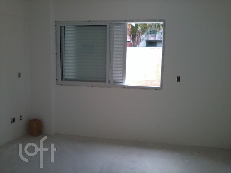 Apartamento à venda com 4 quartos, 150m² - Foto 2