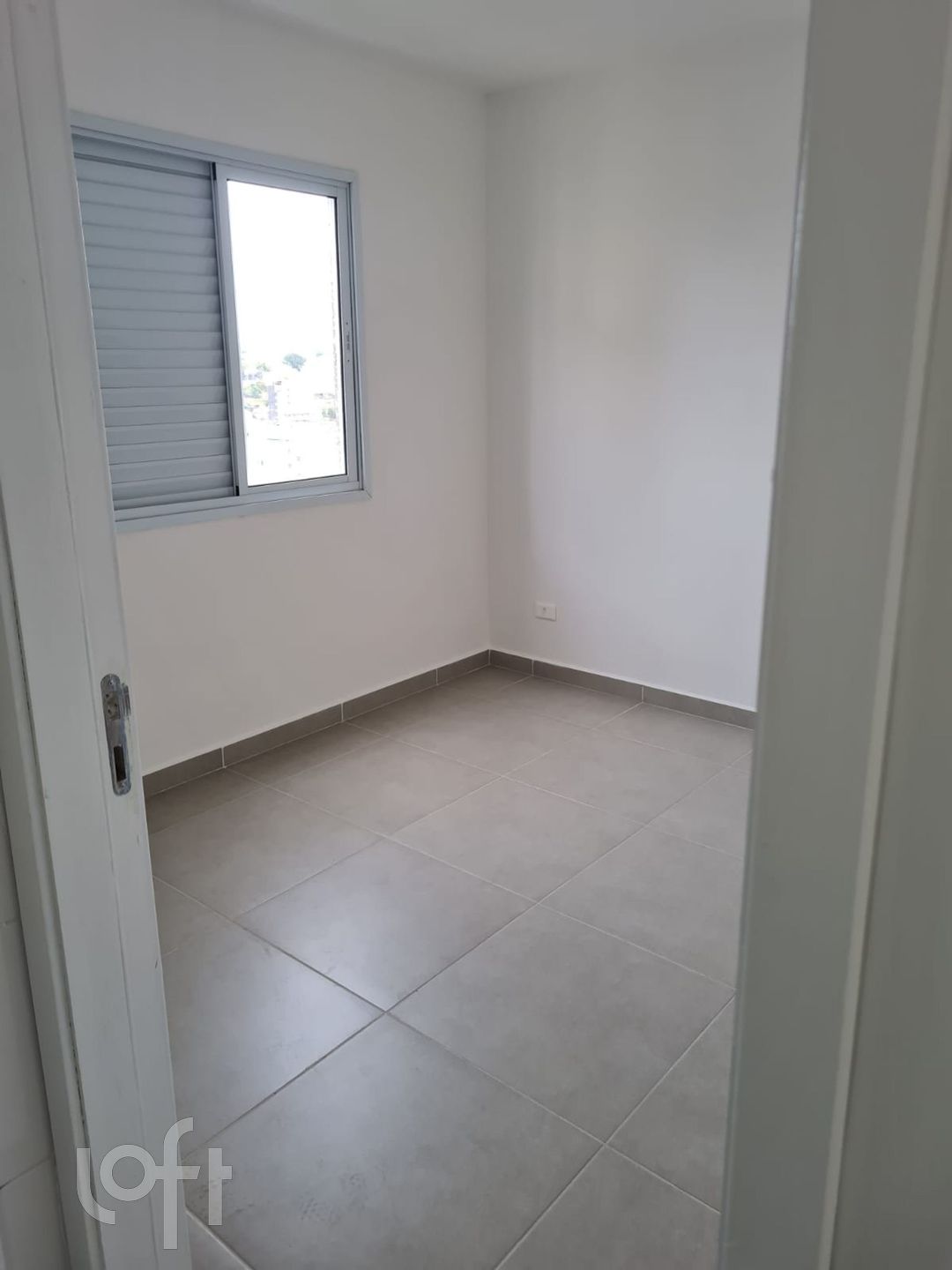 Apartamento à venda com 2 quartos, 48m² - Foto 2