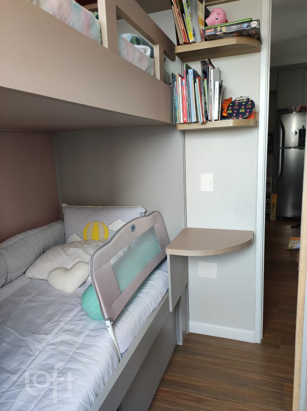 Apartamento à venda com 2 quartos, 38m² - Foto 3