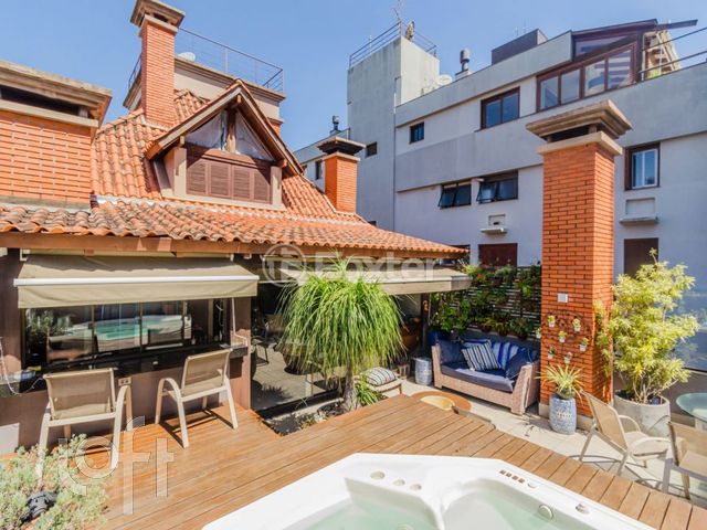 Apartamento com 218m², 4 dormitórios, 3 suítes, 2 vagas, Petrópolis em Porto Alegre