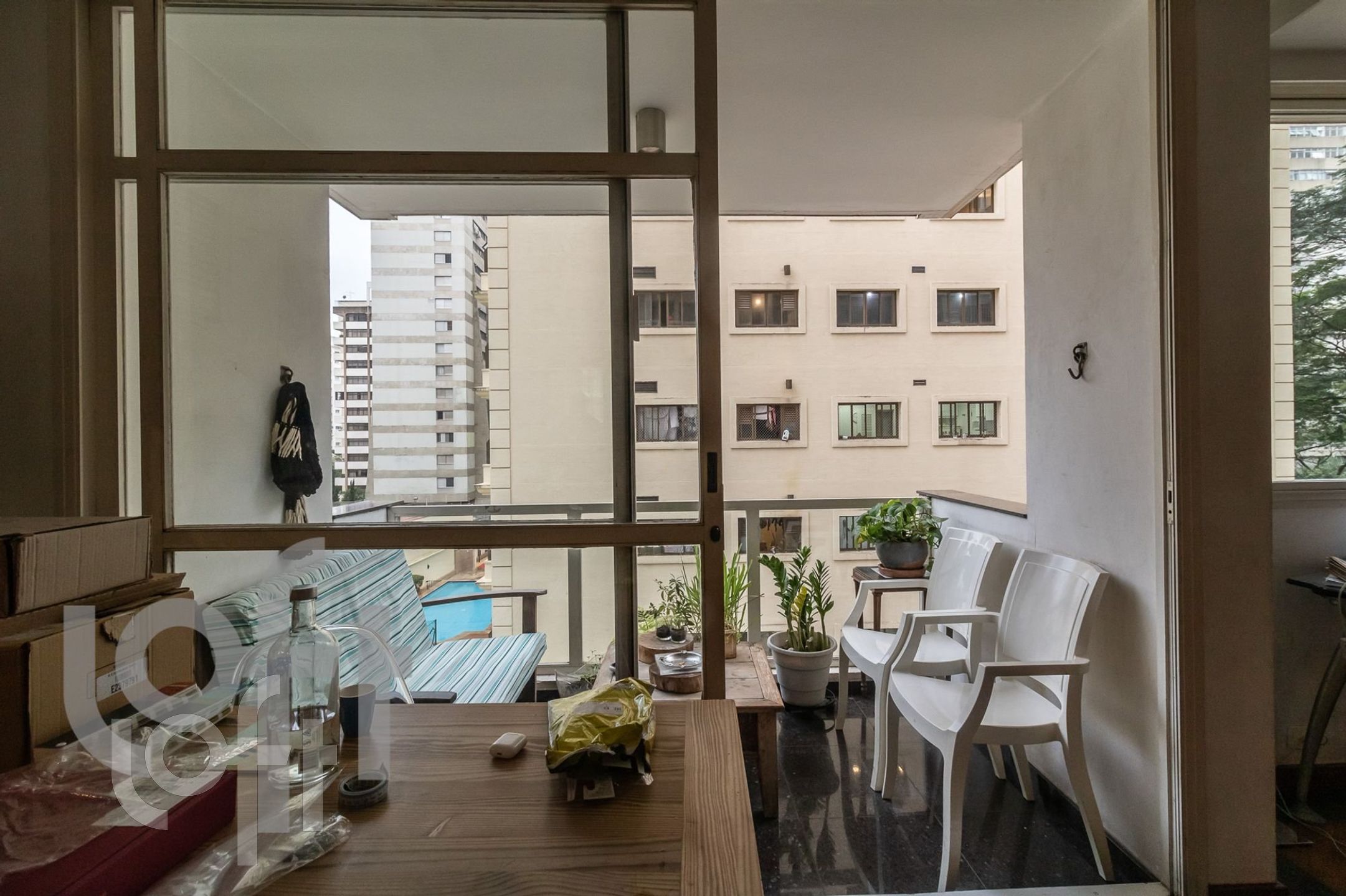 Apartamento à venda com 3 quartos, 157m² - Foto 11