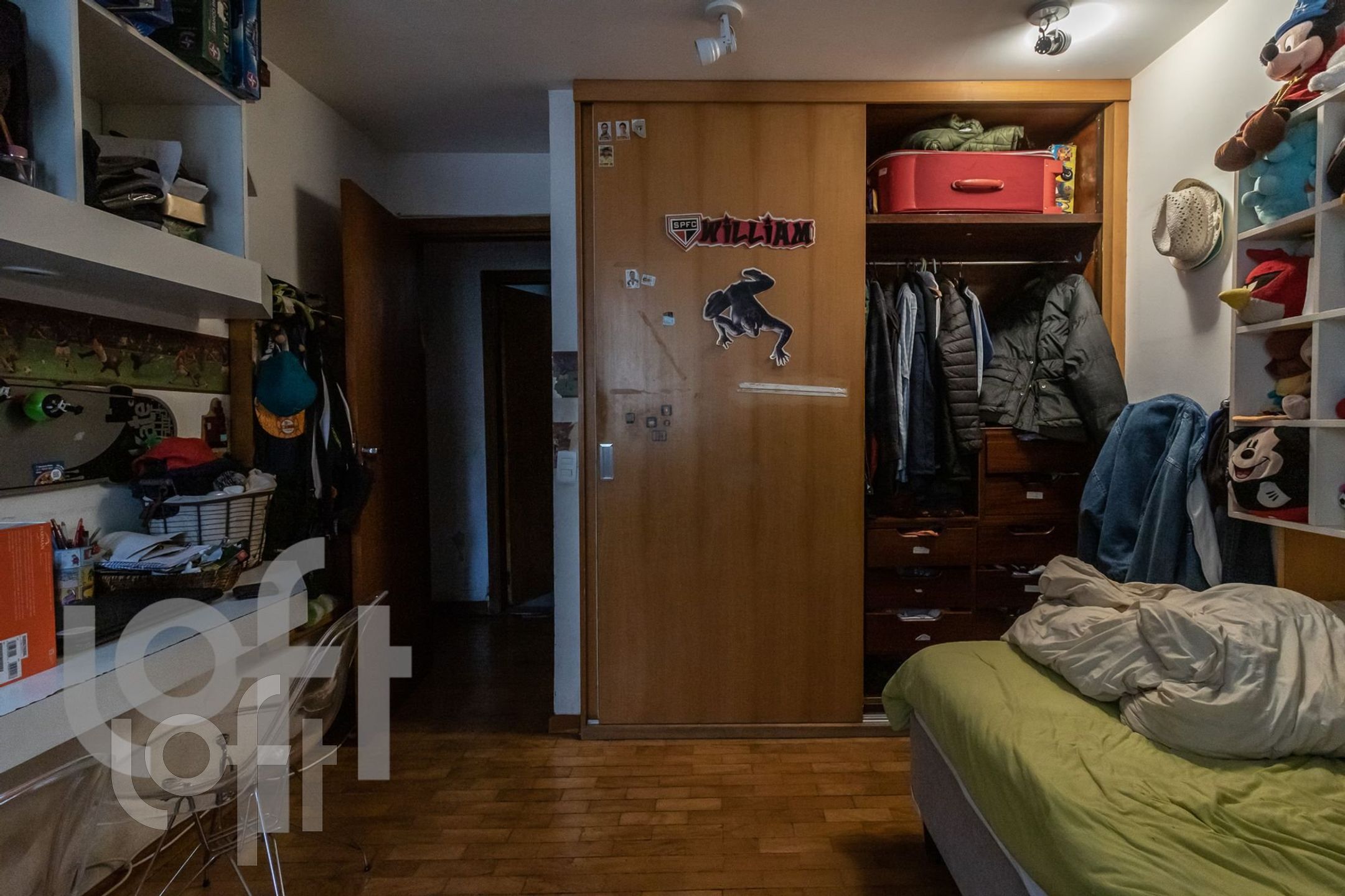 Apartamento à venda com 3 quartos, 157m² - Foto 7