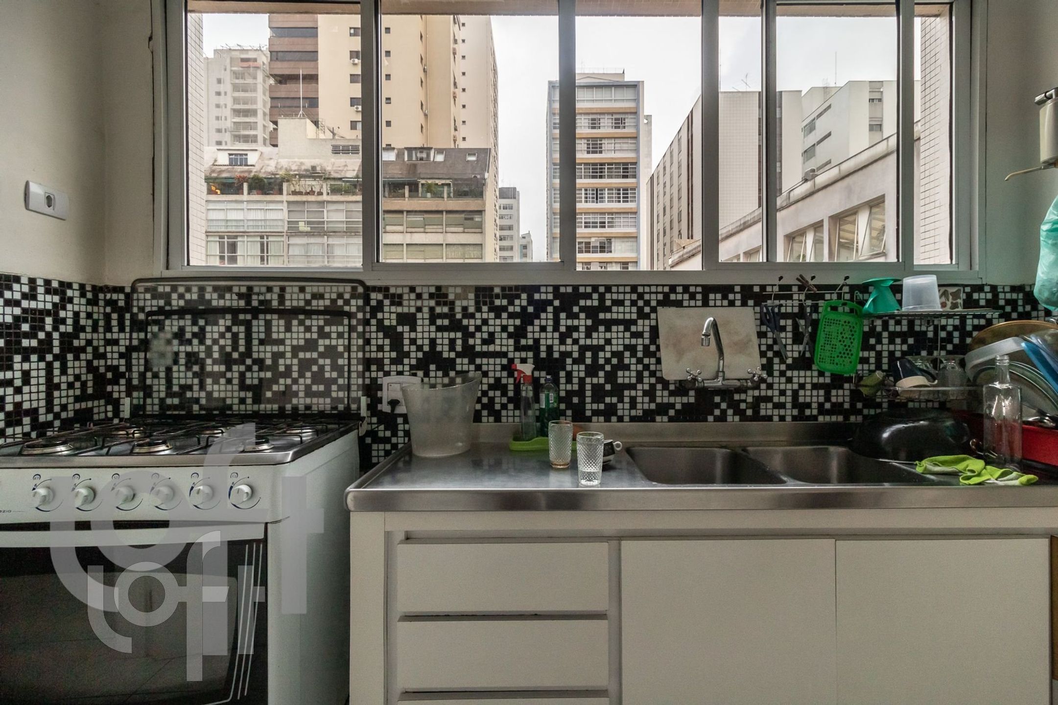 Apartamento à venda com 3 quartos, 157m² - Foto 25