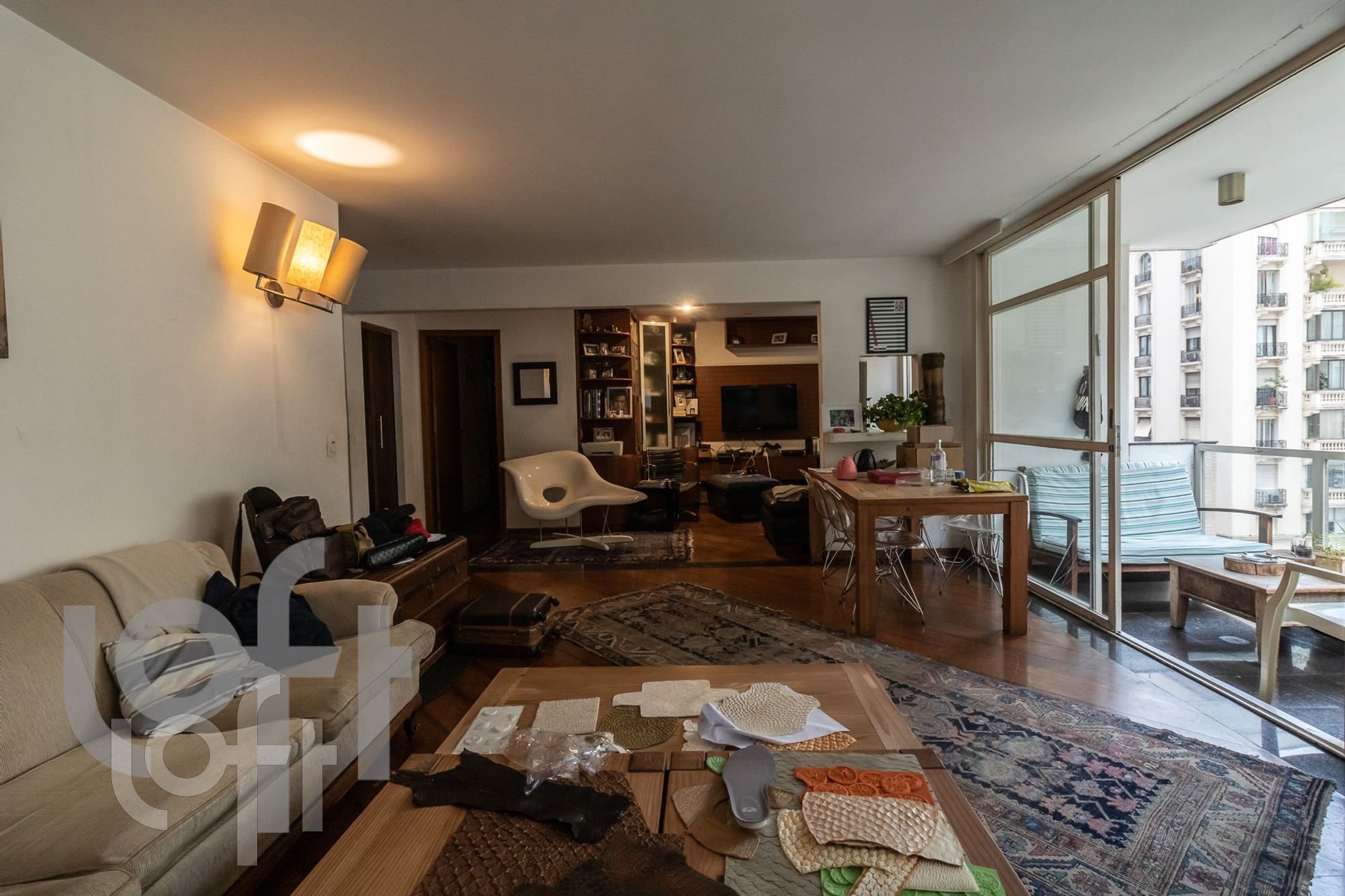 Apartamento à venda com 3 quartos, 157m² - Foto 13