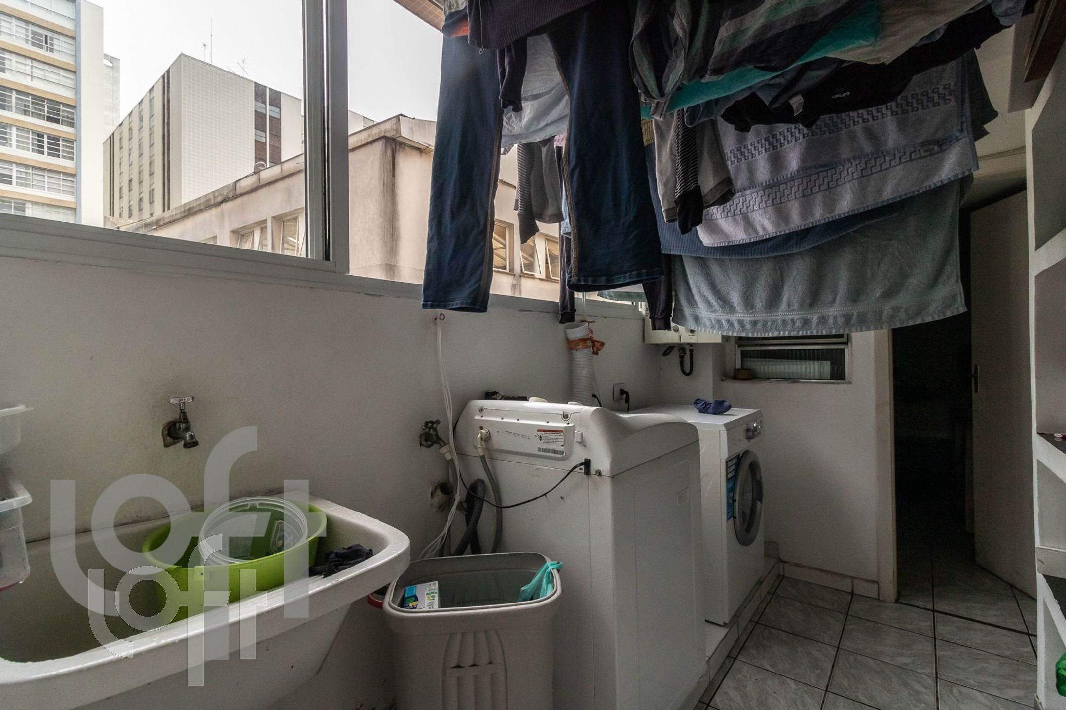 Apartamento à venda com 3 quartos, 157m² - Foto 22