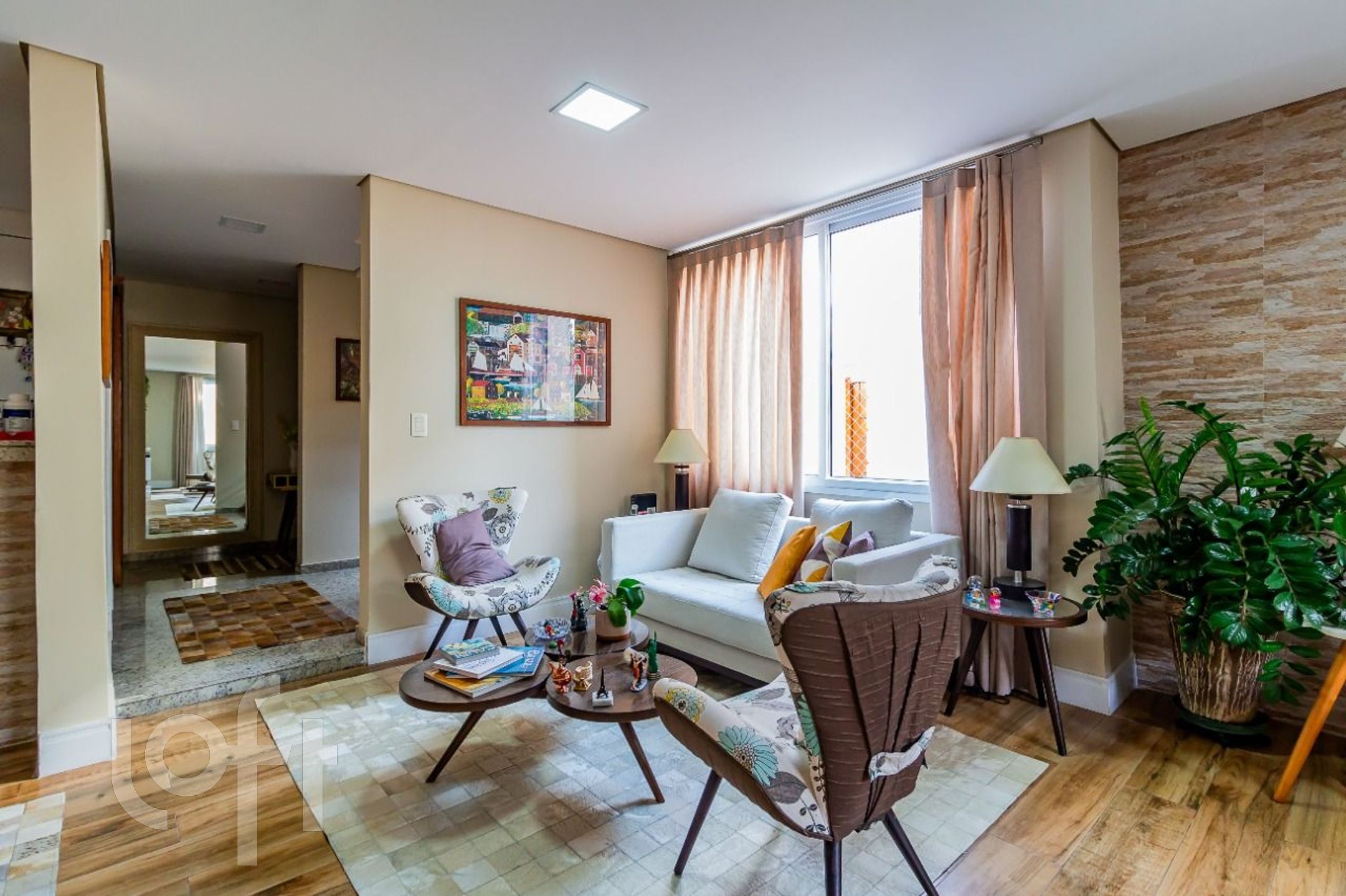 Casa à venda com 3 quartos, 207m² - Foto 2