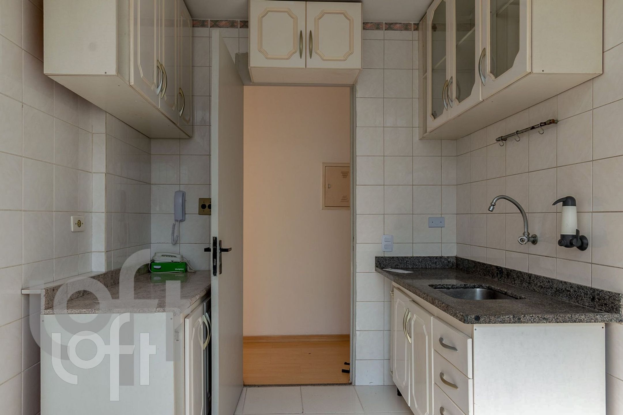 Apartamento à venda com 2 quartos, 60m² - Foto 17