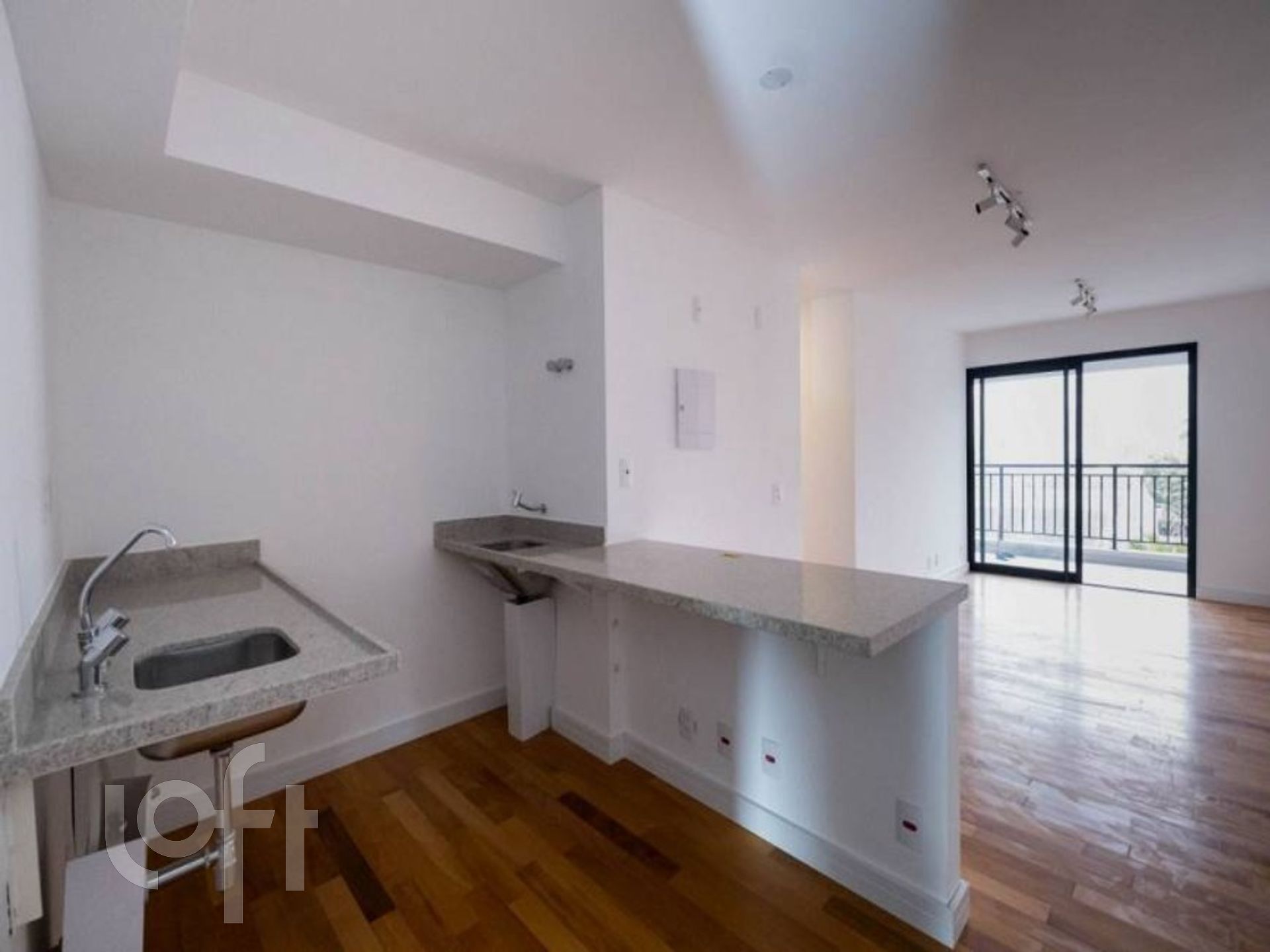 Apartamento à venda com 2 quartos, 68m² - Foto 2