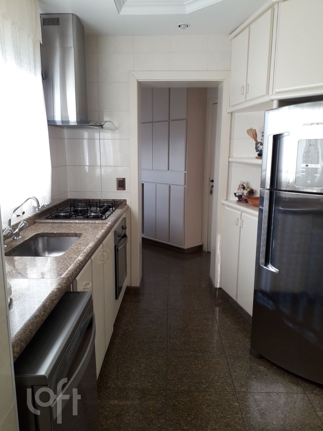 Apartamento à venda com 3 quartos, 138m² - Foto 11