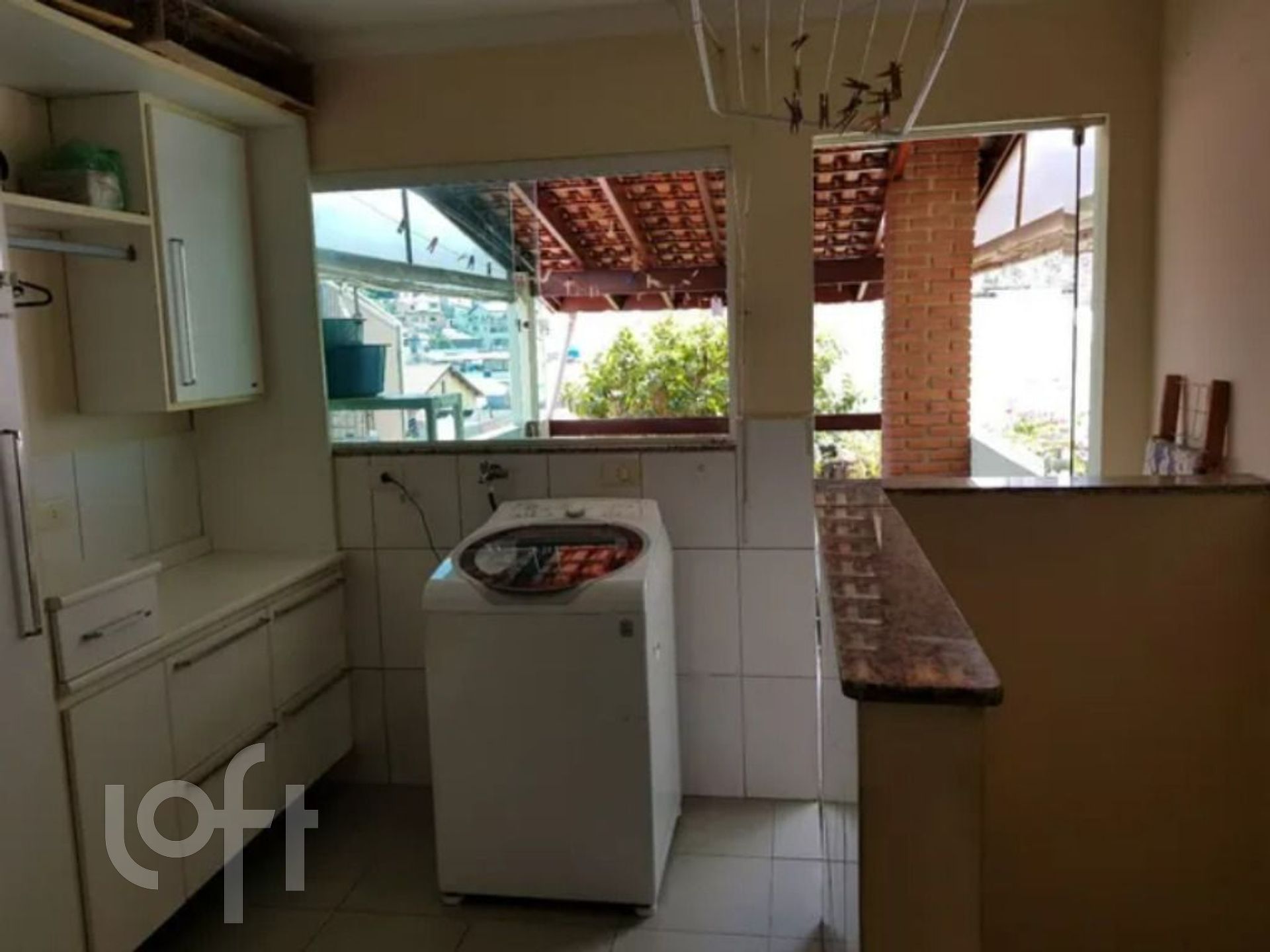 Casa à venda com 3 quartos, 200m² - Foto 11