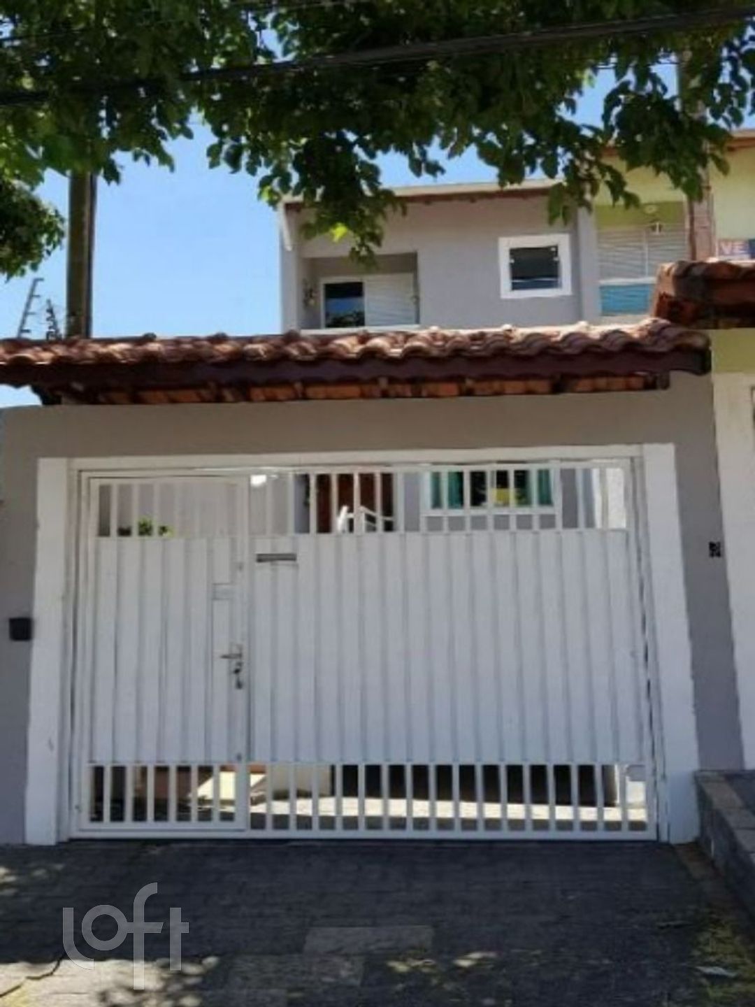 Casa à venda com 3 quartos, 200m² - Foto 2