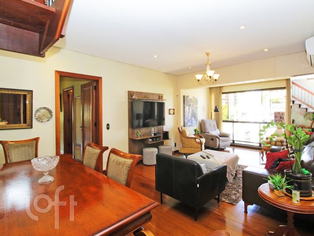 Apartamento com 289m², 3 dormitórios, 1 suíte, 3 vagas, Rio Branco em Porto Alegre