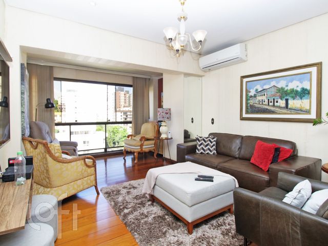 Apartamento com 289m², 3 dormitórios, 1 suíte, 3 vagas, Rio Branco em Porto Alegre